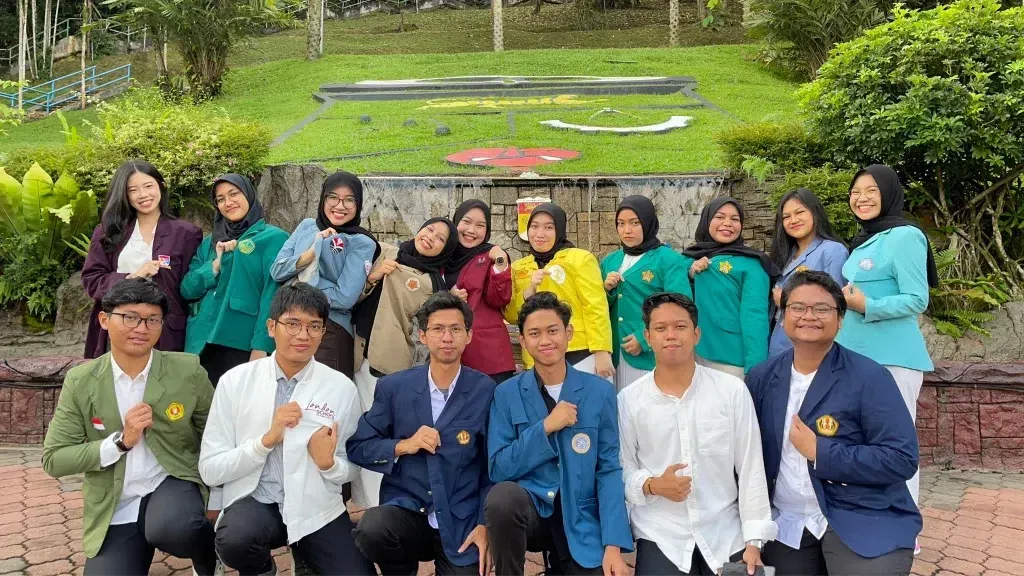Mahasiswa Unair Yang Lolos Program IISMA Mengungkap Budaya Yang Ada Di Malaysia